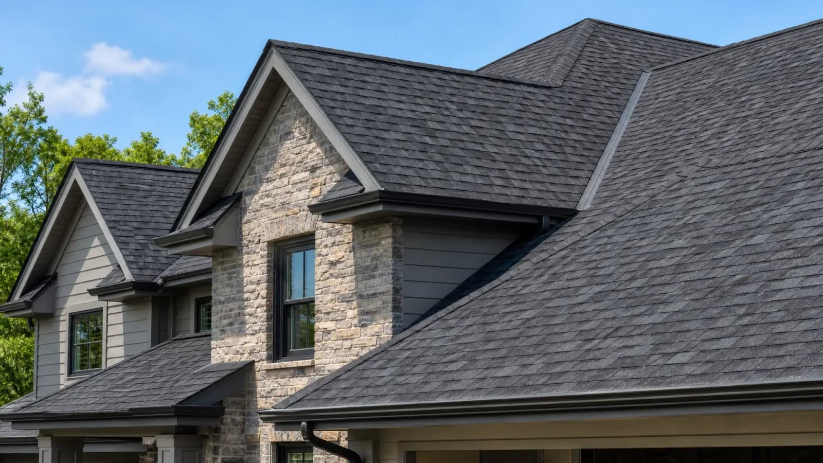Storm Damage roof service for Clover SC homes